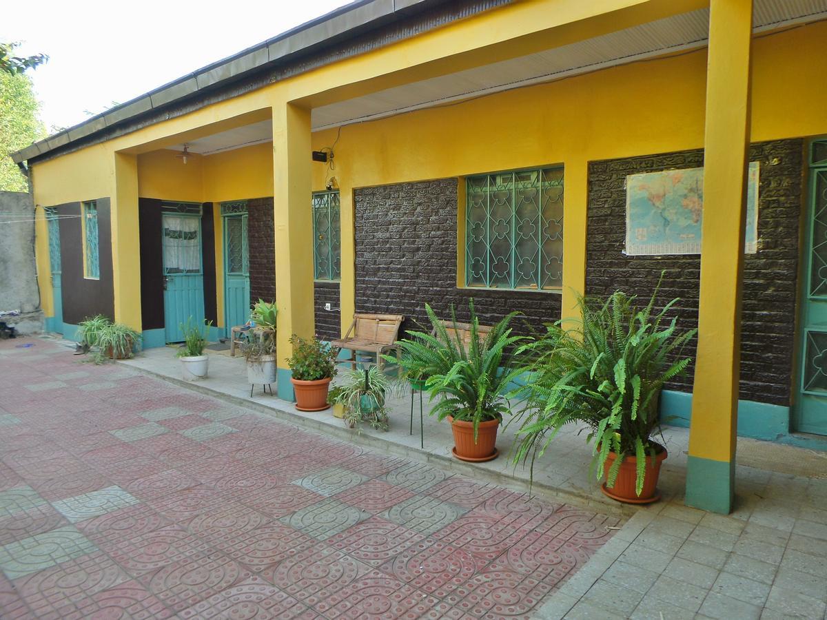 B&B The Annex 巴赫达尔 外观 照片